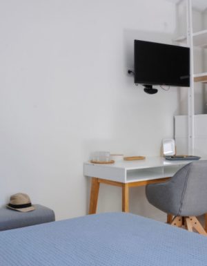 hébergements chambre triple frontignan
